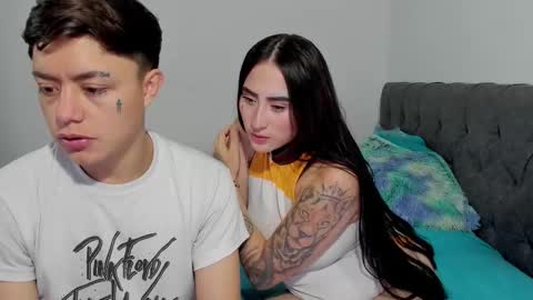 Snapshot of steban_and_kim chatting on December 22, 2:19 am steban and kim online show from December 22, 2:19 am