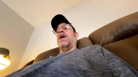 steel259373 online show from February 28, 5:36 pm