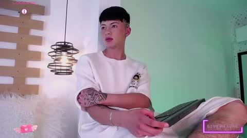 Steev online show from March 11, 5:27 am