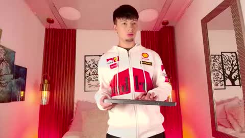 Steev online show from February 13, 4:08 am