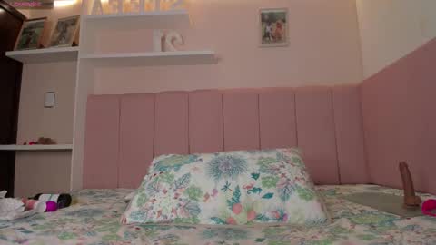 Snapshot of stefaagomez chatting on February 5, 10:42 am Stefa Gomez online show from February 5, 10:42 am