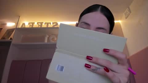 Snapshot of stefaagomez chatting on February 19, 10:44 am Stefa Gomez online show from February 19, 10:44 am