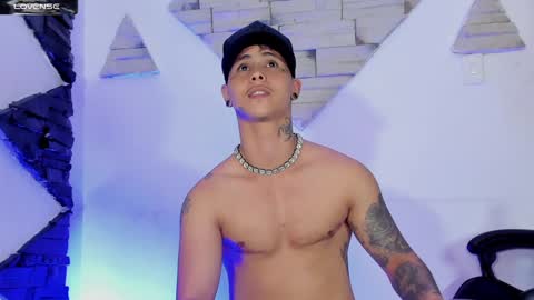 Snapshot of stefan_wonder_ chatting on December 26, 6:22 pm Wonder online show from December 26, 6:22 pm