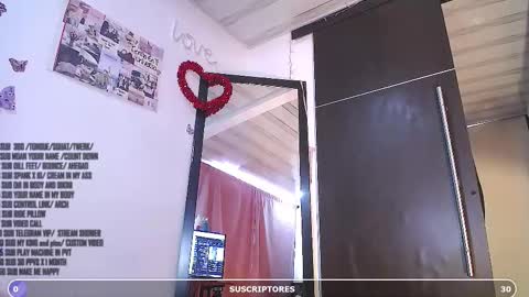 Snapshot of stefania_sandrelli_ chatting on March 5, 6:23 pm New schedule 12pm to 600pm Colombia time online show from March 5, 6:23 pm