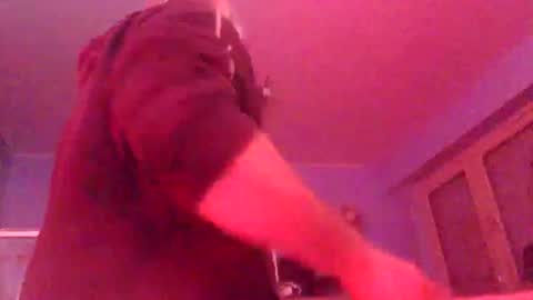 Snapshot of stefanick chatting on October 9, 3:04 am Icke online show from October 9, 3:04 am