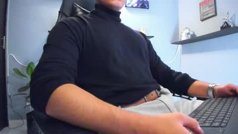 Stefann Salvatore online show from March 26, 1:44 am