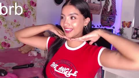 Im MiaIts my first day here  online show from December 16, 12:48 am