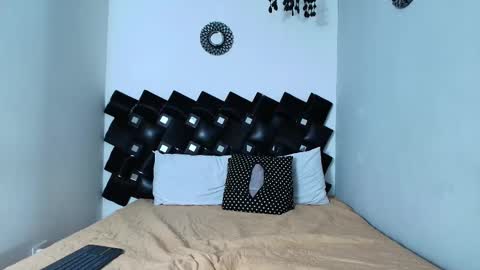 stefany_carterrr online show from February 18, 8:32 am