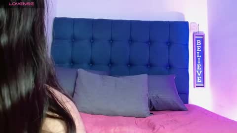 stefany_wish online show from April 30, 8:15 pm