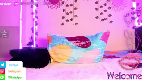 stefanyclak07 online show from October 11, 7:01 pm