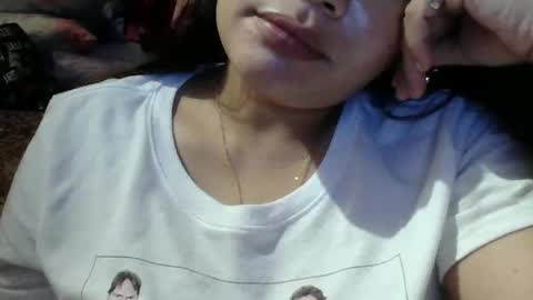 Snapshot of steffani_love chatting on March 8, 9:39 am steffani_love online show from March 8, 9:39 am