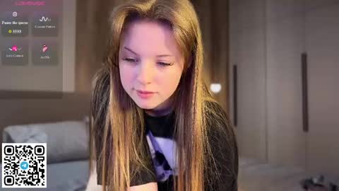 STEFI  Streams every day from 10 PM GTM1  online show from April 25, 7:00 am