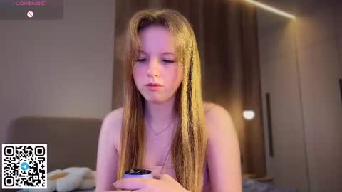 Snapshot of steffi_meoww chatting on May 21, 4:08 am STEFI Streams every day from 10 PM GTM1 online show from May 21, 4:08 am