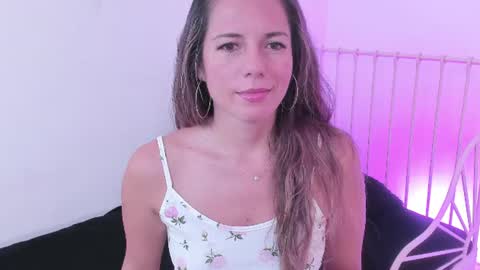 Snapshot of steffy_dan chatting on July 25, 2:42 am Steffy online show from July 25, 2:42 am