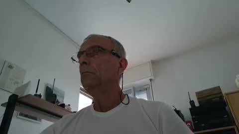 Snapshot of stefi444466 chatting on June 2, 5:42 am stefi444466 online show from June 2, 5:42 am