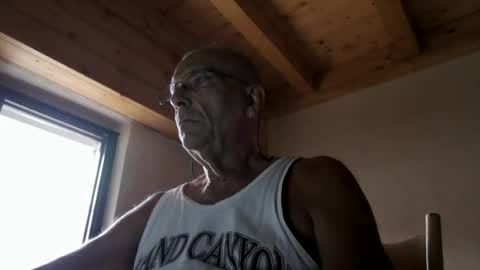 Snapshot of stefi444466 chatting on July 6, 4:53 am stefi444466 online show from July 6, 4:53 am
