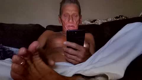 stefy1037 online show from April 4, 6:33 am