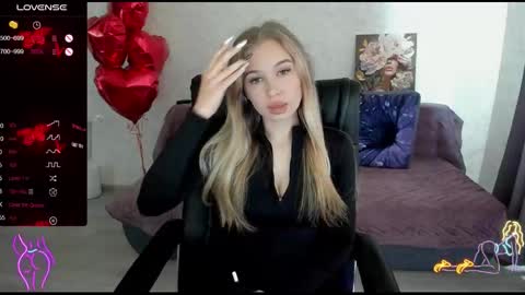 Stella  Cox online show from March 7, 12:24 pm