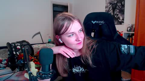 Diana online show from December 3, 8:50 pm