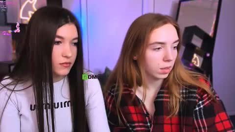 stella_flower online show from March 2, 12:56 pm