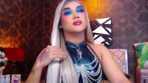 CALL ME STELLA online show from December 11, 12:34 pm