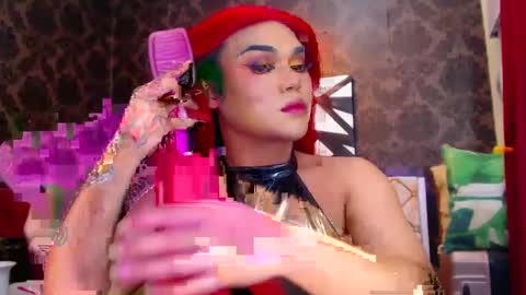 CALL ME STELLA online show from January 3, 3:01 pm