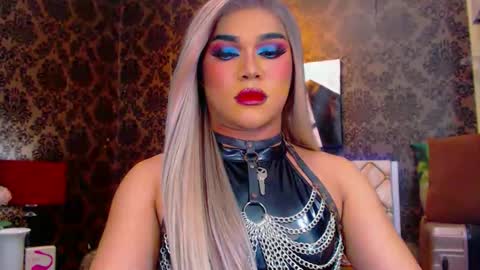 CALL ME STELLA online show from February 3, 3:49 pm