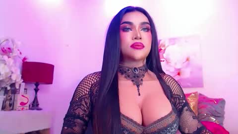 CALL ME STELLA online show from April 4, 10:46 am