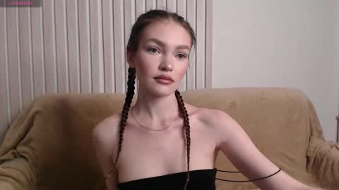 Snapshot of stellapayne chatting on September 12, 11:37 pm stellapayne online show from September 12, 11:37 pm