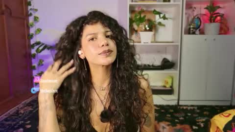 stellart_ online show from November 21, 12:10 am