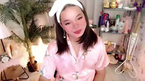Stella sweet online show from May 5, 3:09 pm