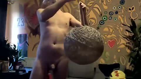 lee online show from February 23, 7:33 am