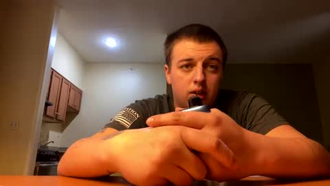 Honestly Im a slut I have a high sex drive and I love talking to people off this platform  online show from February 18, 10:03 pm