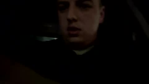 Honestly Im a slut I have a high sex drive and I love talking to people off this platform  online show from October 31, 1:28 am