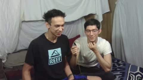Snapshot of stepbrosplay chatting on September 18, 9:39 pm Stepbrosplay online show from September 18, 9:39 pm