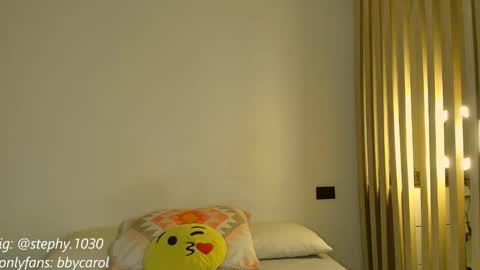 stephany online show from November 23, 5:51 am