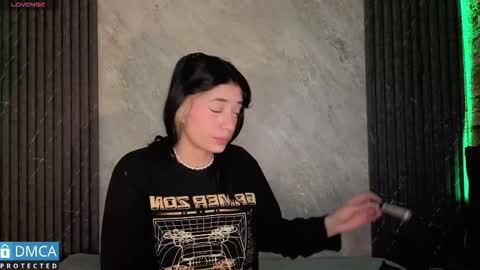 Snapshot of stepha_ chatting on December 16, 11:04 am Stepha online show from December 16, 11:04 am