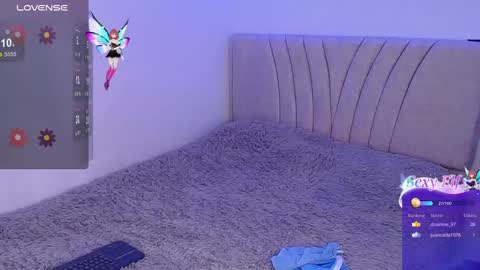 Emma online show from December 14, 6:52 pm