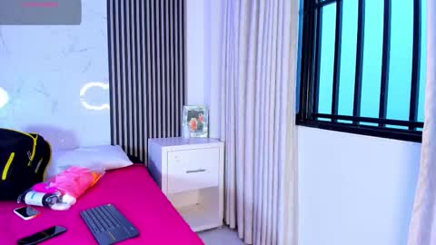 stephanandsamantha online show from October 13, 10:10 pm