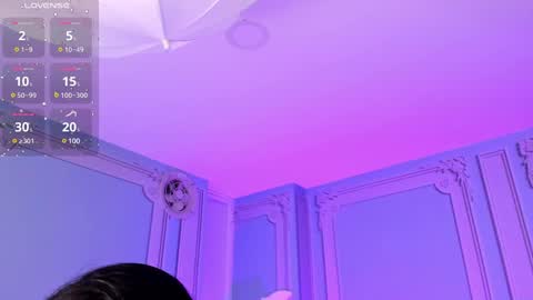 Snapshot of stephania_diamond chatting on January 9, 2:22 am online show from January 9, 2:22 am