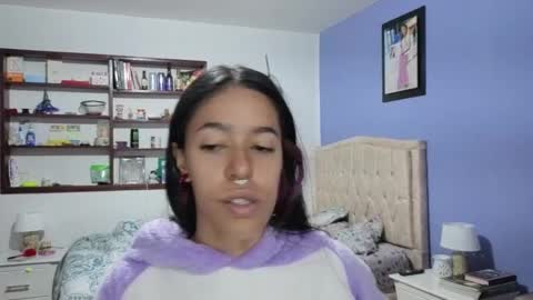 Stephania online show from February 17, 2:46 pm