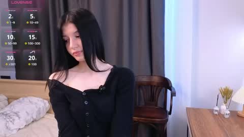 Amelia online show from April 18, 1:42 am