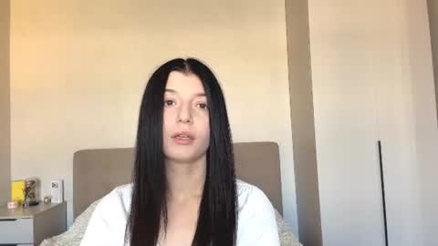 Amelia online show from July 13, 3:31 am