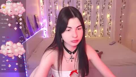 stephanie_diaz online show from February 12, 11:00 pm