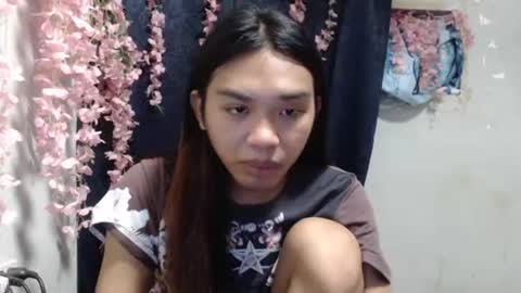 Snapshot of stephanie_zee chatting on June 21, 3:53 am stephanie_zee online show from June 21, 3:53 am