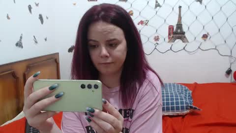 Stephanie   online show from January 13, 2:53 pm