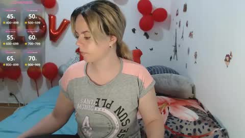 Stephanie   online show from April 17, 9:56 am