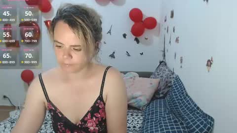 Stephanie   online show from June 4, 10:10 am
