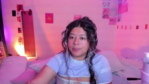 Stephanie  online show from February 7, 7:29 am