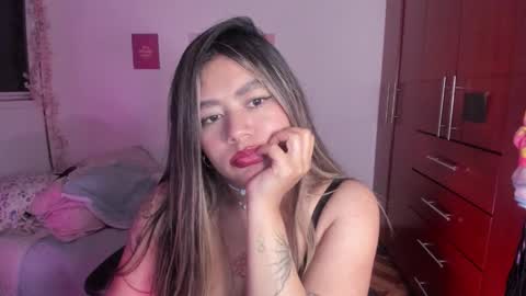 Stephanie  online show from October 19, 2:45 am